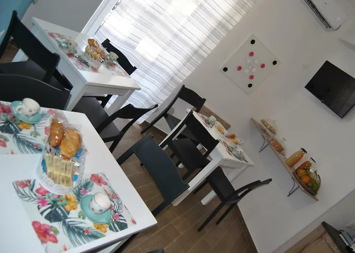 La Triade Guest house 4*